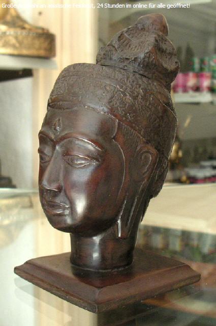 Buddhakopf aus Thailand
